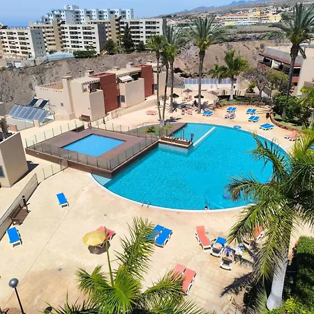 Playa Paraiso 아데제